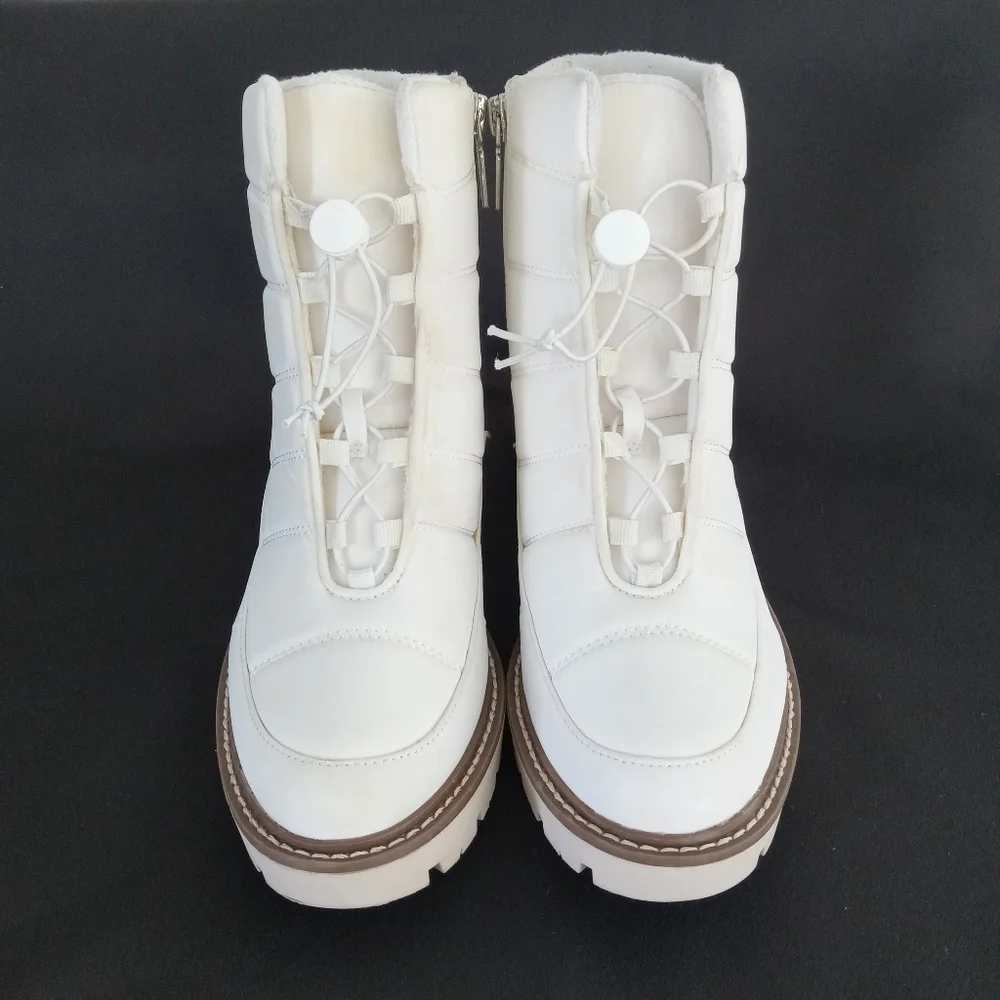 BLONDO Daisy Waterproof Lug Sole Boot In White Nylon Women's Size 8M